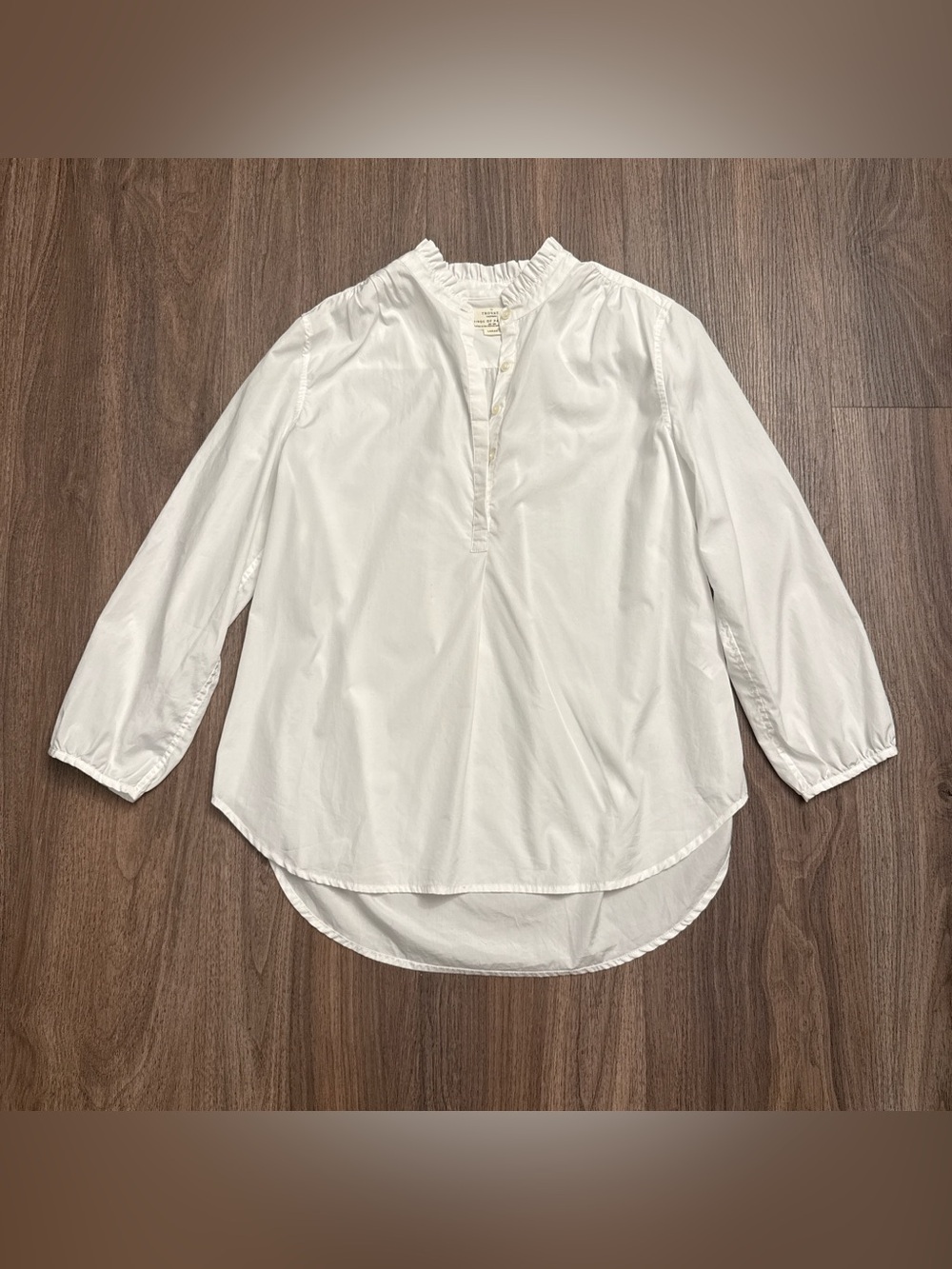 Trovata birds of paradise white cotton ruffle 3/4 sleeve top. Large. $268 MSRP